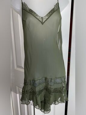 Victoria's Secret Sheer High Low Lace Slip Dress Chemise Nightie Chiffon